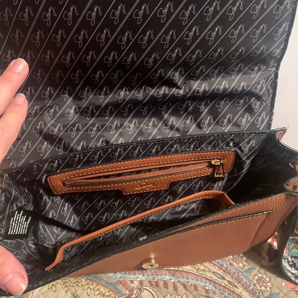 Purse - Picture 2 of 2